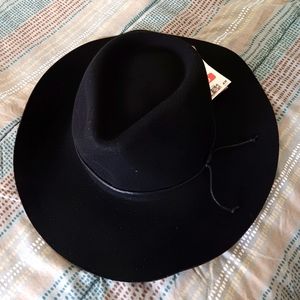 Fedora hat